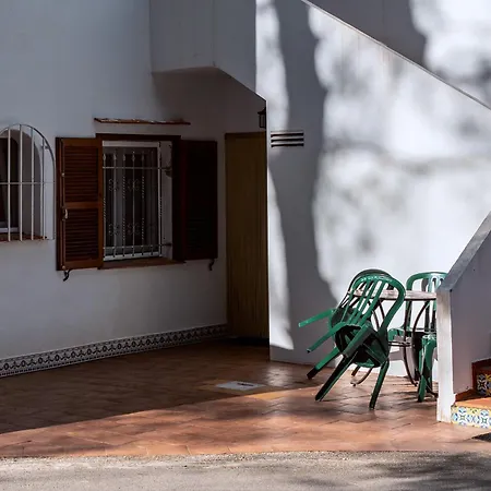 & Mountain Retreat Almendros Apartment