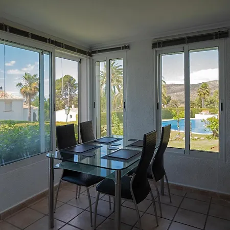 Apartment & Mountain Retreat Almendros Muntanya la Sella